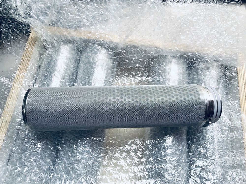 冲孔板复合网的优势你知道几多？？？？